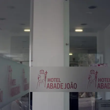 Abade Joao Hotel 2*