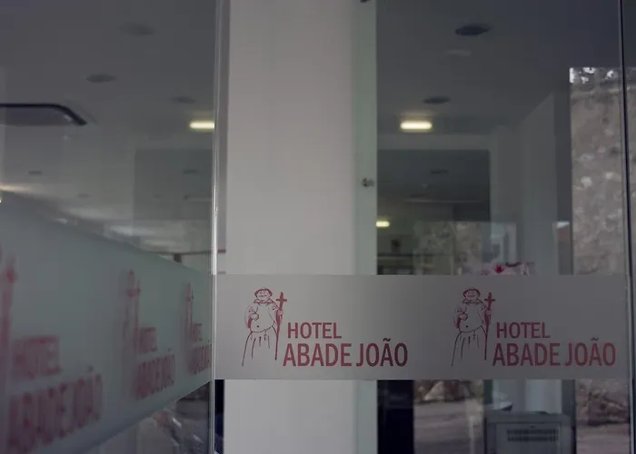 Abade Joao Hotel 2*